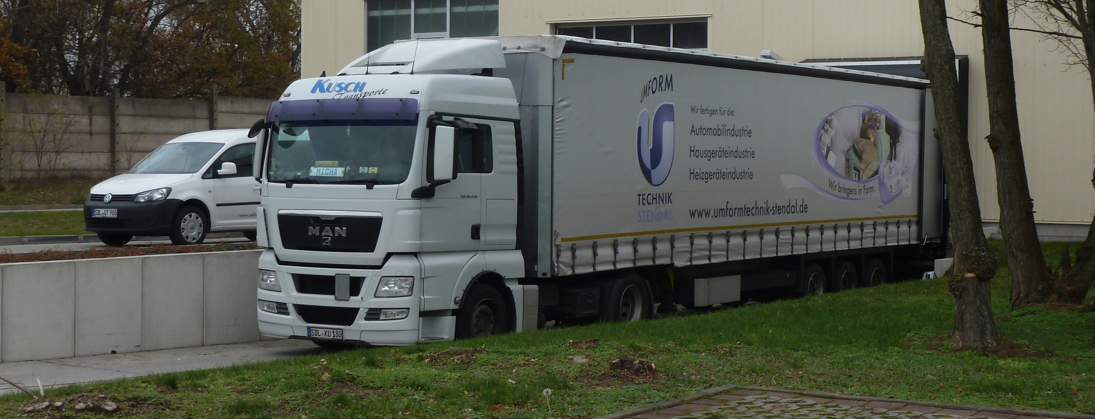 header_p1020352.jpg.jpg